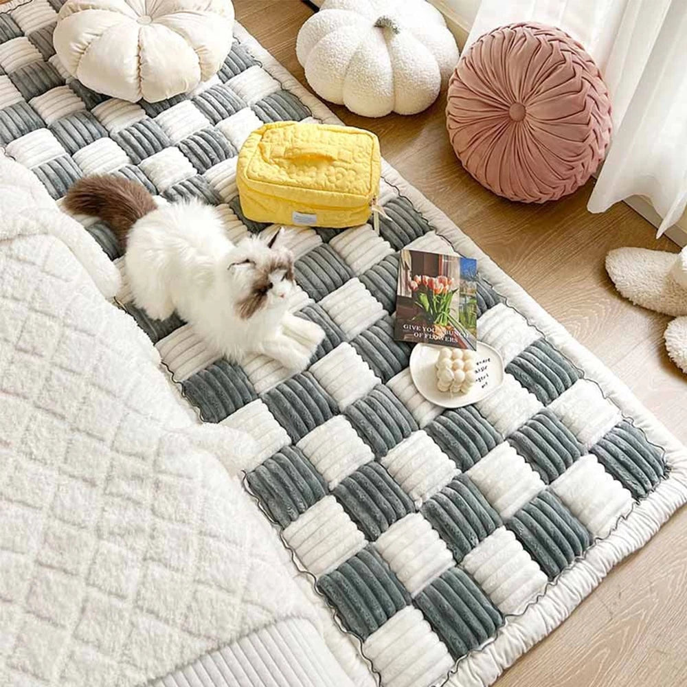 Bed Mat Warm Pet Scratchable Blanket, Anti-slip Washable Cushion Sofa Couch Cover Protector For Large Pets